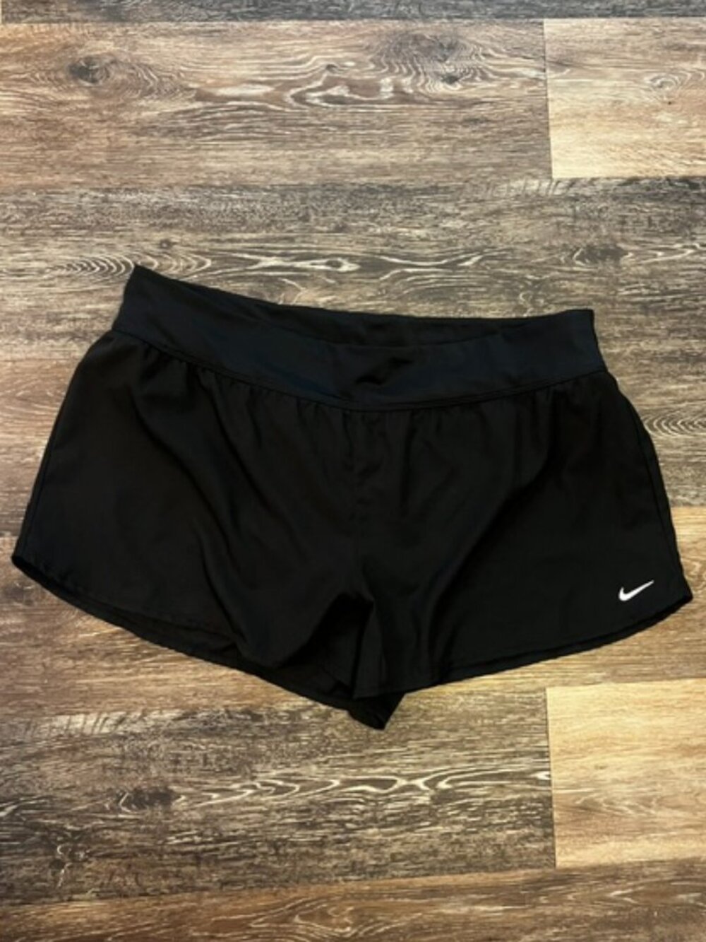 Women's Nike swimsuit shorts, Size 2X, Black, Zip pocket in back, Panty lining.